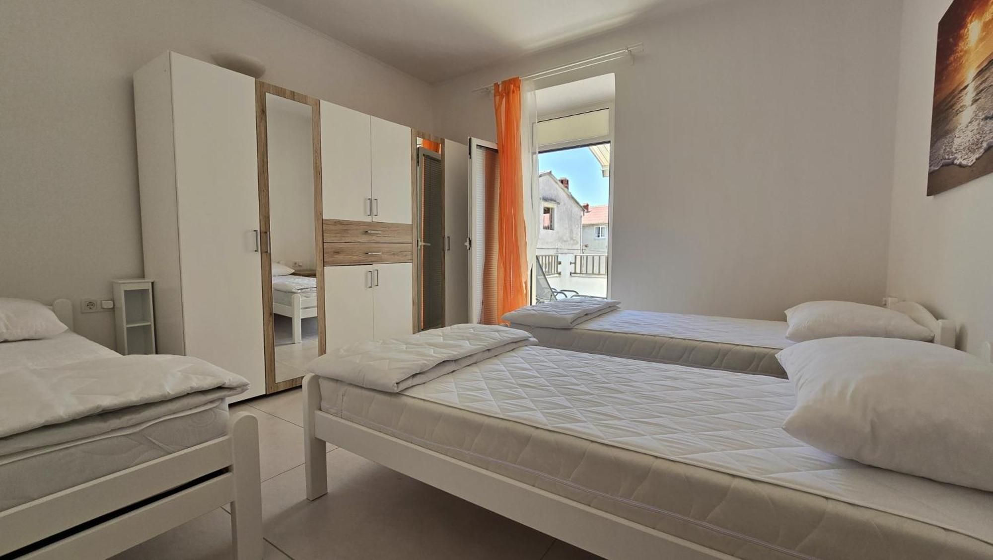 Enigma Apartments - In Center Novalja Habitación foto