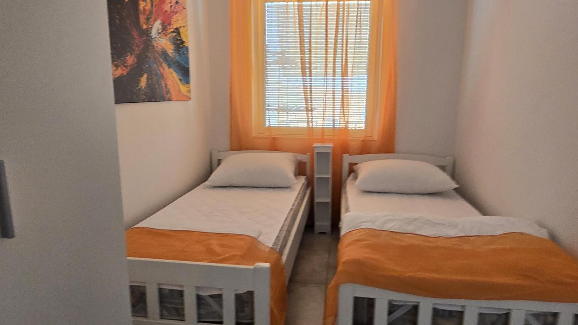 Enigma Apartments - In Center Novalja Habitación foto